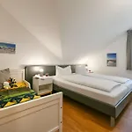 Wohnpark Stadt Hamburg 24 *